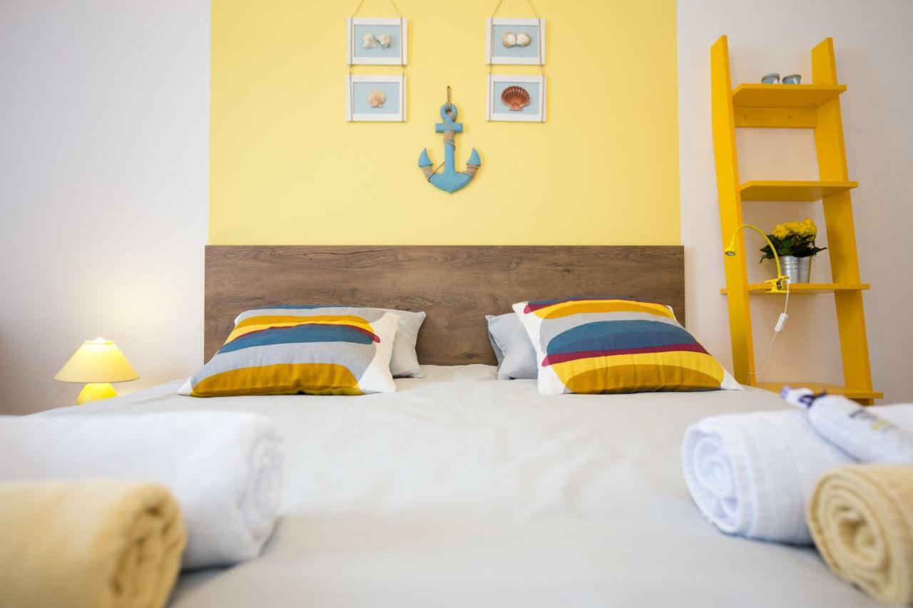 Home Away From Home With A Heated Pool Punat Exterior foto